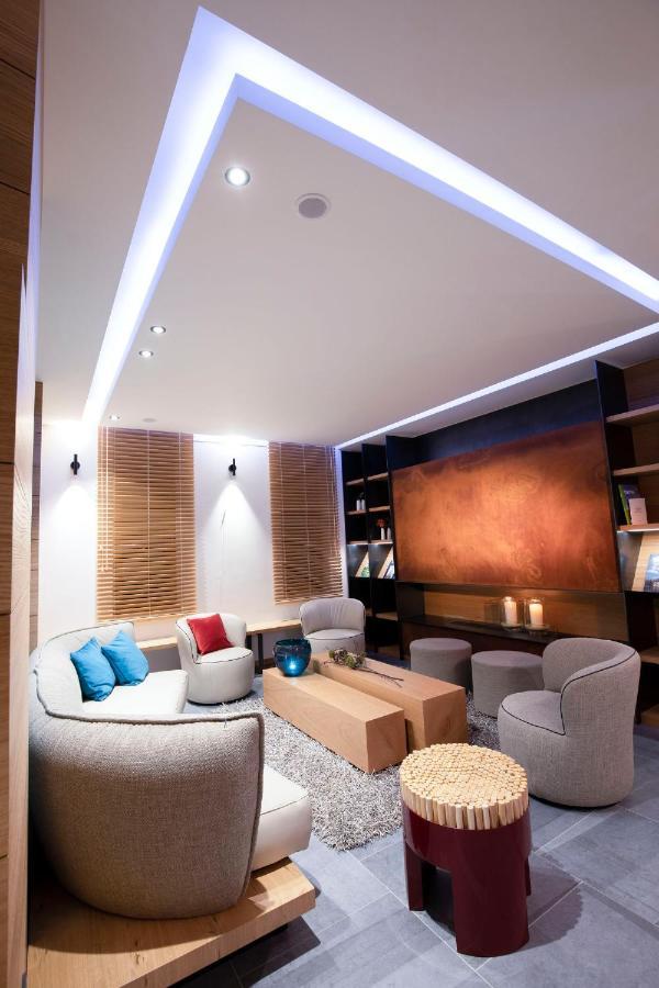 B-Lodge Boutique Hotel Louvain-la-Neuve Bagian luar foto